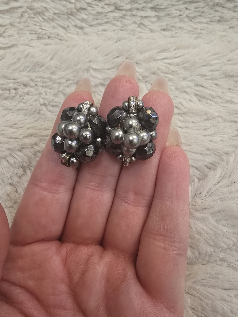 Mid-Century Faux Black Pearl & Faceted Hematite Cluster Earrings Screwback